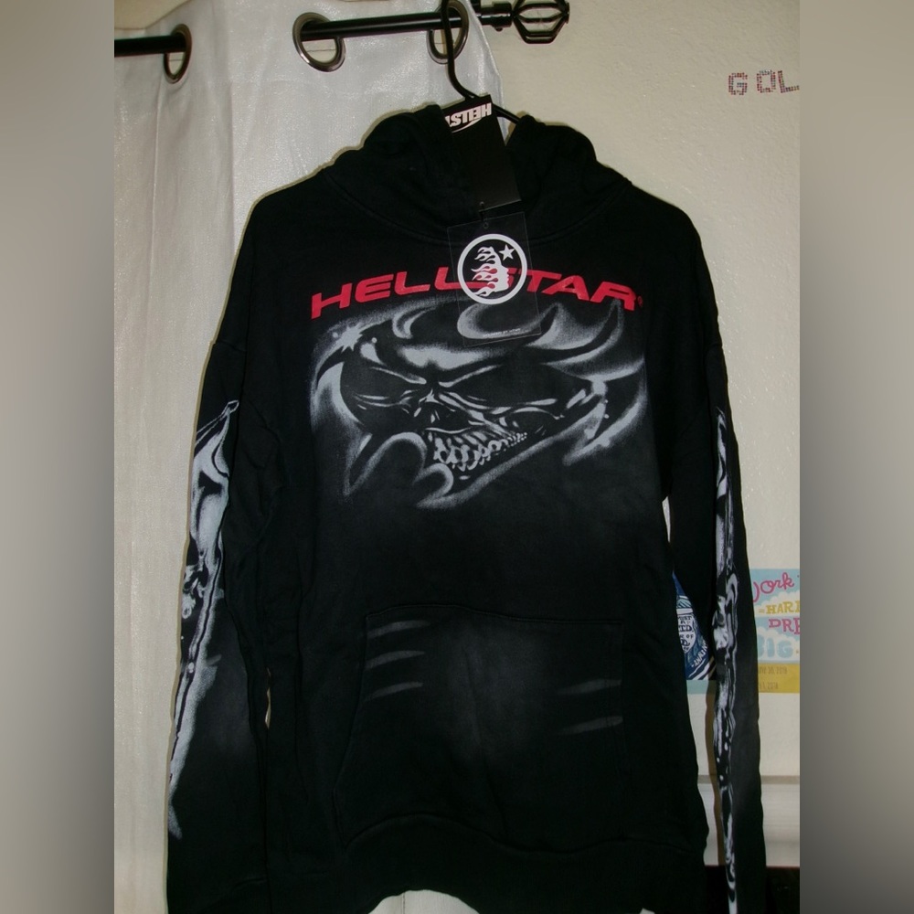 Hellstar, Medium, Black & Red